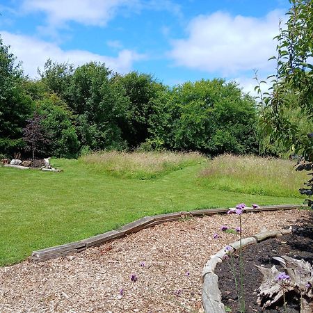 Three Oaks Nursery Chichester Bagian luar foto