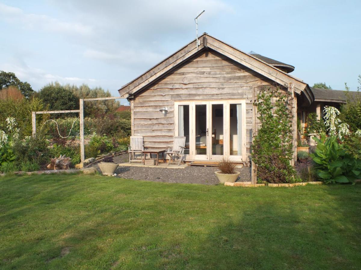 Three Oaks Nursery Chichester Bagian luar foto